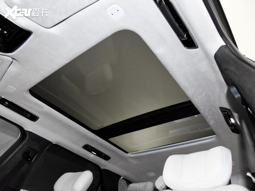 全新路虎揽胜运动版售价_路虎揽胜运动版导航拆装流程_全新路虎揽胜运动版配置