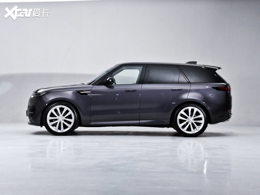 全新路虎揽胜运动版售价_路虎揽胜运动版导航拆装流程_全新路虎揽胜运动版配置