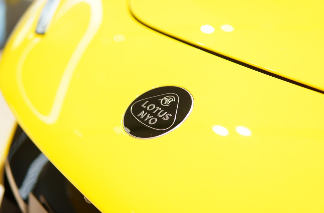 挖到宝了!52 万起的莲花跑车,性能与科技双赢(图3) 莲花跑车历史_莲花跑车技术优势_莲花跑车价格多少