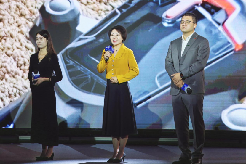 第四届“金扁担”农业现代化论坛在洛阳举行 专家学者聚焦智慧农业新科技 畅谈农业新质生产力(图11) 智能农机智慧农业生物育种_农业论坛最新地址_第四届“金扁担”农业现代化论坛