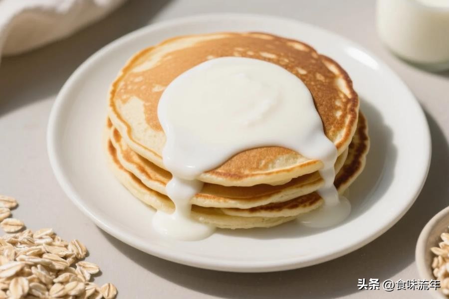 牛奶燕麦煎饼!奶香裹麦香超软乎,平底锅几分钟煎好(图2) 牛奶燕麦煎饼做法_燕麦煎饼传统做法_香蕉牛奶饼窍门