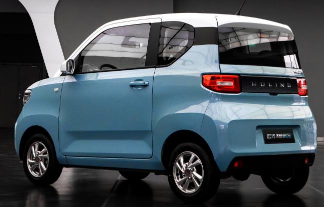 奇瑞小蚂蚁续航_油耗最低的两厢车_家用代步纯电动车