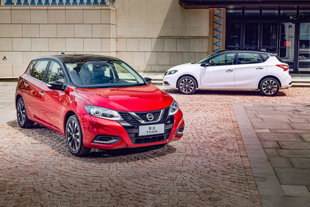 颜值高、空间大又省油的两厢车推荐，适合女士代步使用