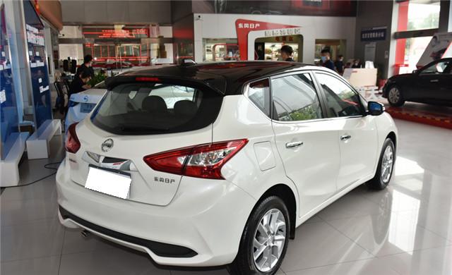 别老想着飞度和Polo,这三款代步也不错,稳定可靠的合资两厢车(图10) 小型两厢车推荐_本田飞度对比车型_油耗最低的两厢车