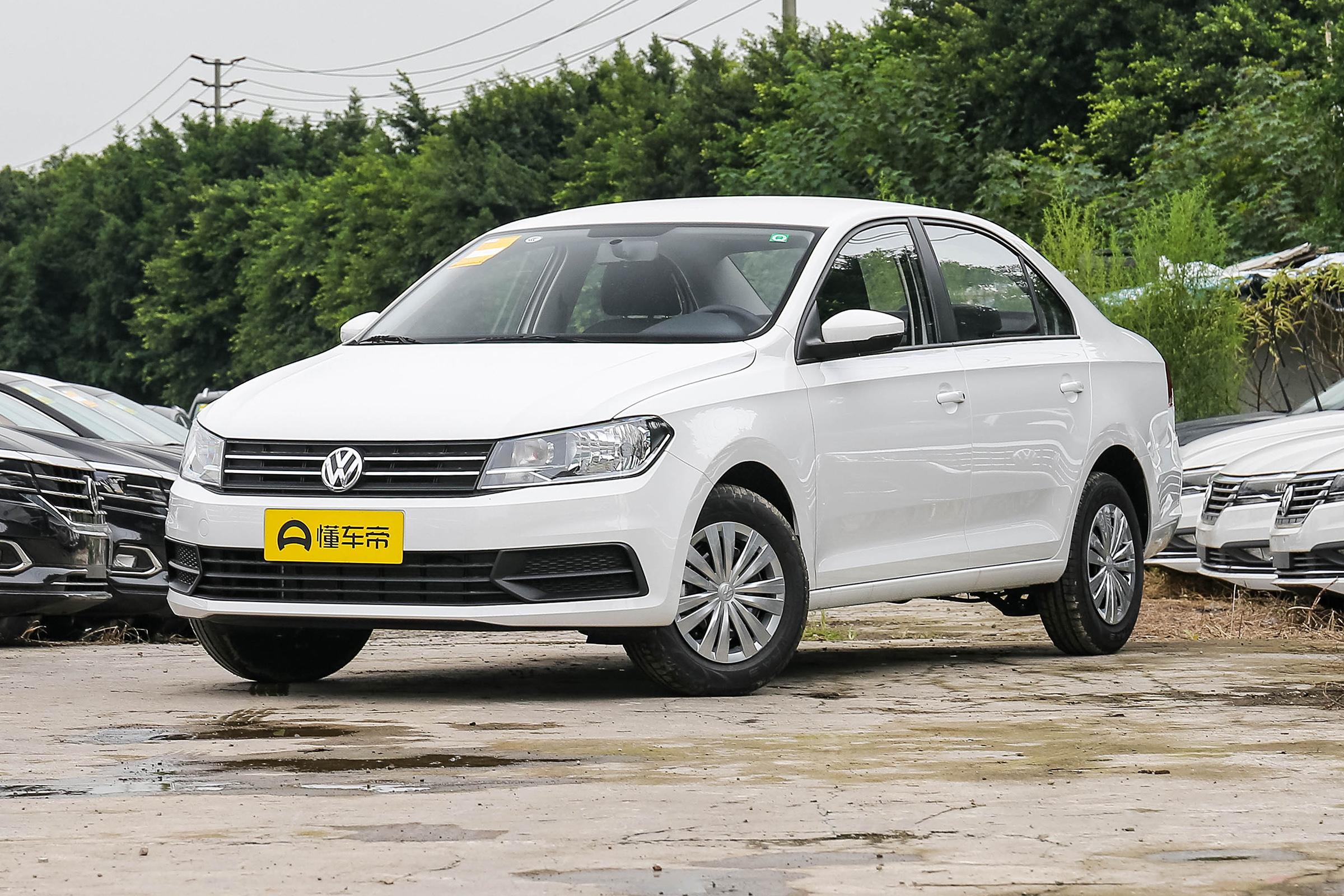 新手2万预算买车,这5款二手车,再开30年开不坏还省油(图7) 二手车选择2万到3万_油耗最低的两厢车_卡罗拉飞度威驰捷达桑塔纳