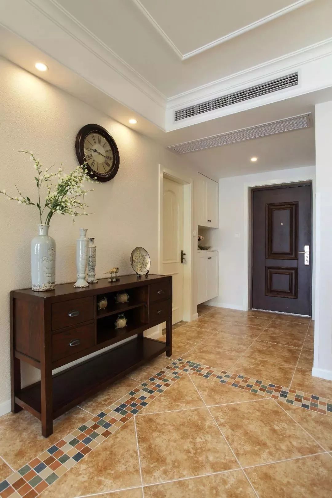 室内门怎么选？不同空间适合不一样的门，试试这些