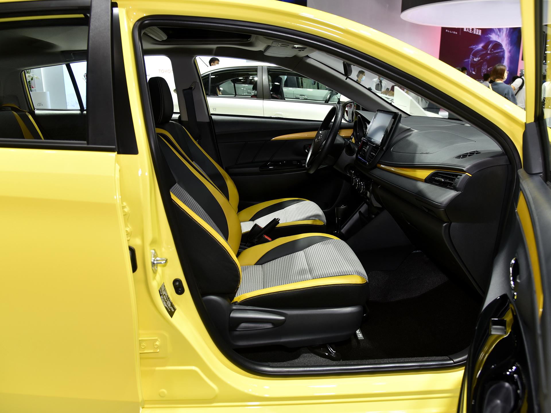 油耗5L价格9.28万,买个合资带大屏的省油小车,实拍丰田威驰FS(图6) 油耗5L合资两厢车_油耗最低的两厢车_丰田威驰FS实拍评测