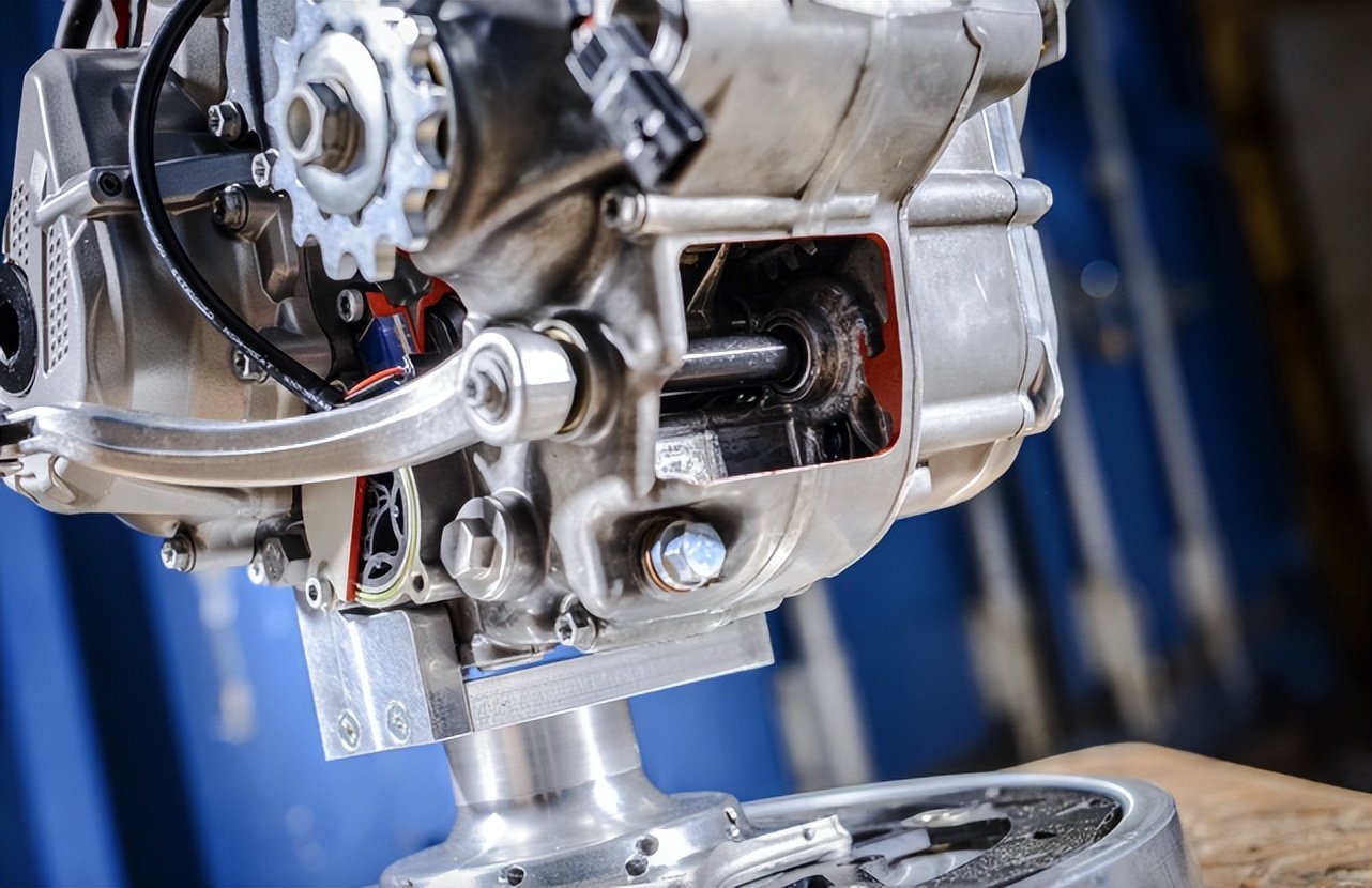 走不出“工业垃圾”怪圈的国产摩托车:排量越大,越被人看不起!(图5) 国产摩托车市场分析_公升级摩托_国产摩托车排量发展