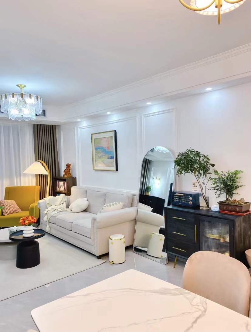 83㎡全屋打满柜子收纳教科书_安徽90后夫妻收纳装修_90房子装修设计效果图