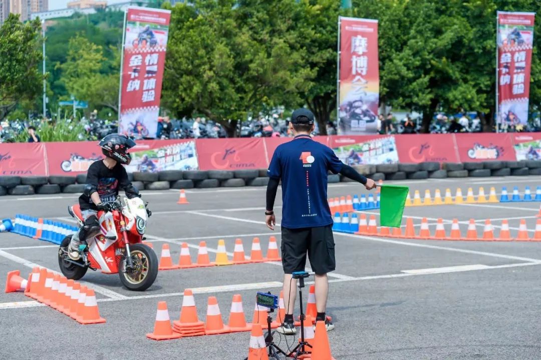 超20万人次观众,为热爱,去奔赴!中国摩博会圆满收官(图21) 中国摩博会2023_第二十一届中国国际摩托车博览会_摩托跑车论坛