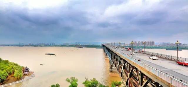 南京长江大桥28日晚已正式封闭(图12) 南京大桥封闭 自行车_南京长江大桥封闭交通_扬子江隧道限行调整