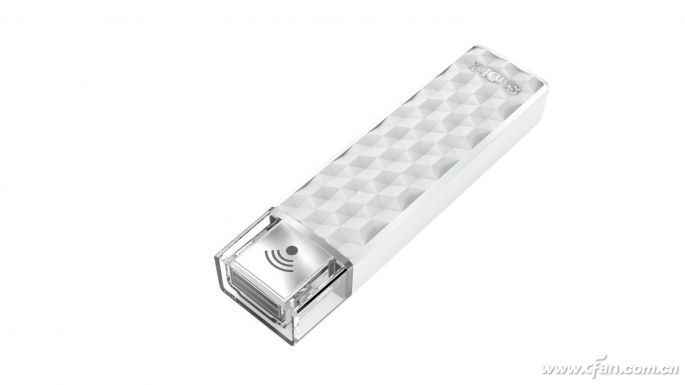 手机容量捉急 扩容周边就得这么选(图6) 数码照片伴侣软件_双头闪存盘使用技巧_手机存储扩展方案