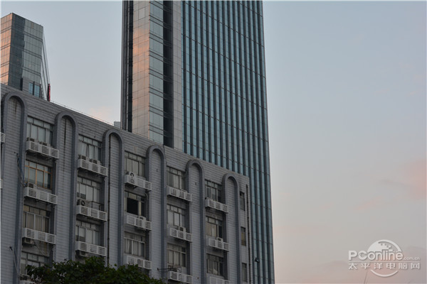 市场主流哪家强? 中低级单反横向大评测(图94) %u5BF9%u6BD4