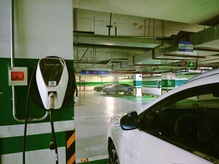 问小筑 | 为何买了车位，还要收管理费？