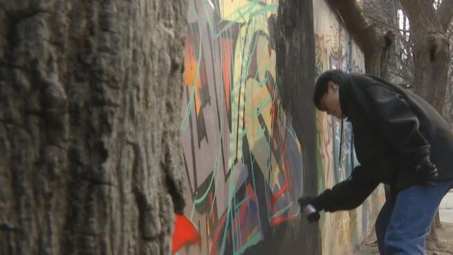 山东电影洗印厂涂鸦墙_街头涂鸦爱好者聚集地_个性墙面涂鸦图片大全