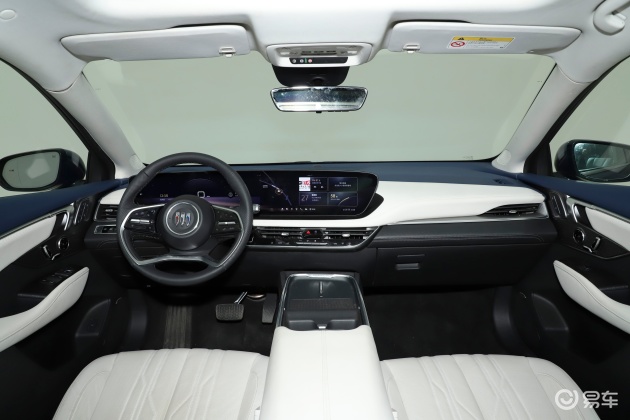 17.99万起,别克君越购车手册(图2) 君越溜背式设计_君越内饰豪华感_别克君越轿车快修精修手册