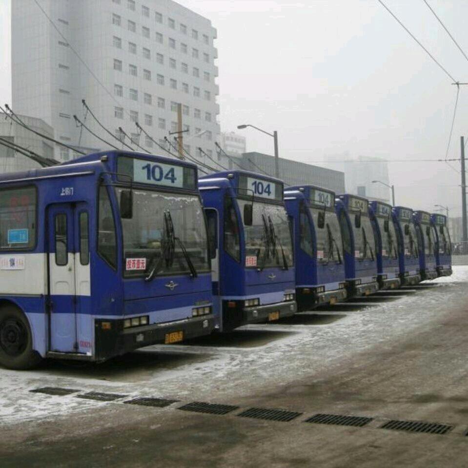 太原BD562无轨电车_官地矿BD562电车历史_562电车
