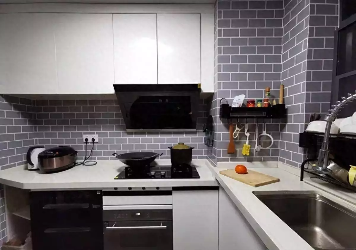 油烟机选侧吸还是顶吸？多亏装修师傅提醒没选错