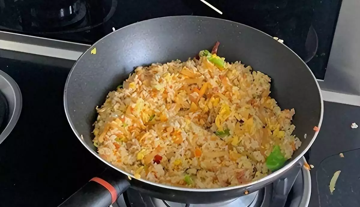 怎么找装修师傅_顶吸式油烟机_侧吸式油烟机