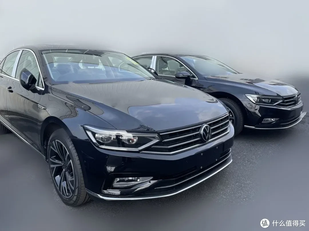 大众迈腾：取消后备箱“一脚踢”，春节前优惠2.3万