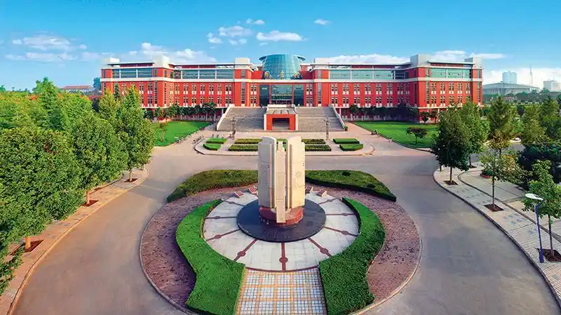 瞭望|为强农兴农贡献“西农力量”——专访西北农林科技大学校长吴普特(图2) 陕西农业科技大学及本_西北农林科技大学 西农大 乡村振兴战略