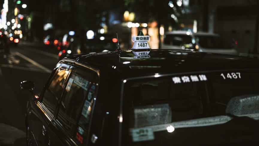 佳能RF50mm F1.2L USM无反标准定焦镜头的不二选择(图8) 佳能最新镜头_佳能RF 50mm F1.2L USM全开光圈画质_RF 50mm F1.2L USM暗光室内拍摄表现