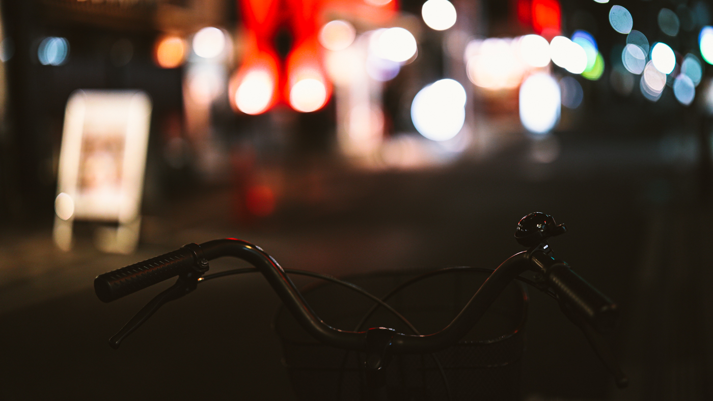 佳能RF50mm F1.2L USM无反标准定焦镜头的不二选择(图9) 佳能最新镜头_RF 50mm F1.2L USM暗光室内拍摄表现_佳能RF 50mm F1.2L USM全开光圈画质