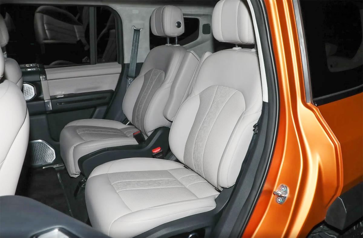 奇瑞全新硬派SUV,捷途纵横G700将上市,四电机+三把锁+华为智驾(图6) 承载式车身 suv_捷途纵横G700 预售价34.99万-42.99万 奇瑞非承载式车身SUV