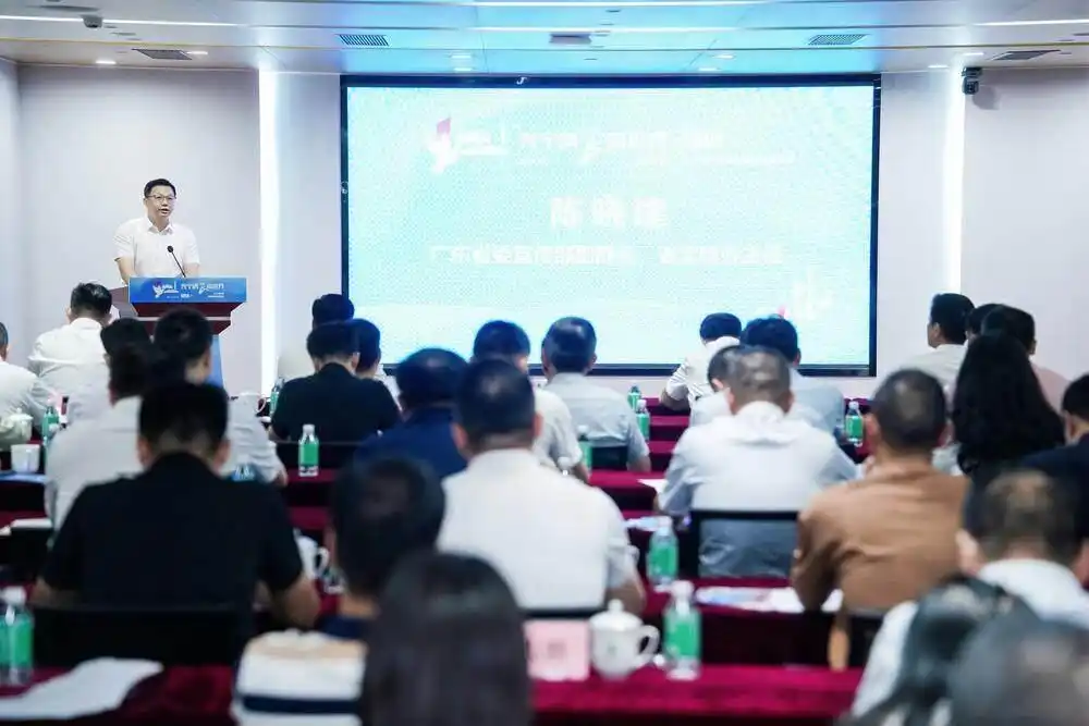 破解县域经济“成长的烦恼”,广东“媒体+”赋能兴宁鸽飞出大梦想(图2) 兴宁鸽产业高质量发展_媒体+兴宁鸽产业升级_广东农业龙头企业