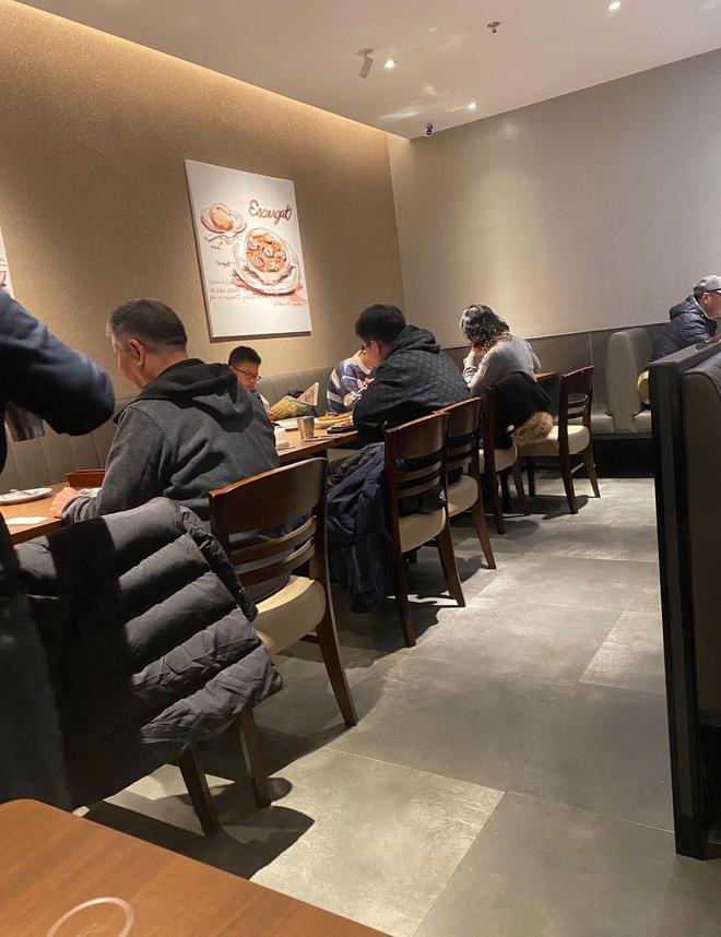 2025萨莉亚菜单价图片_萨莉亚中央厨房冷链配送模式_萨莉亚全链条成本控制