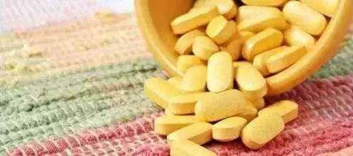 几块钱一瓶的维生素B2，能不能每天都吃？营养师：别超过这个量