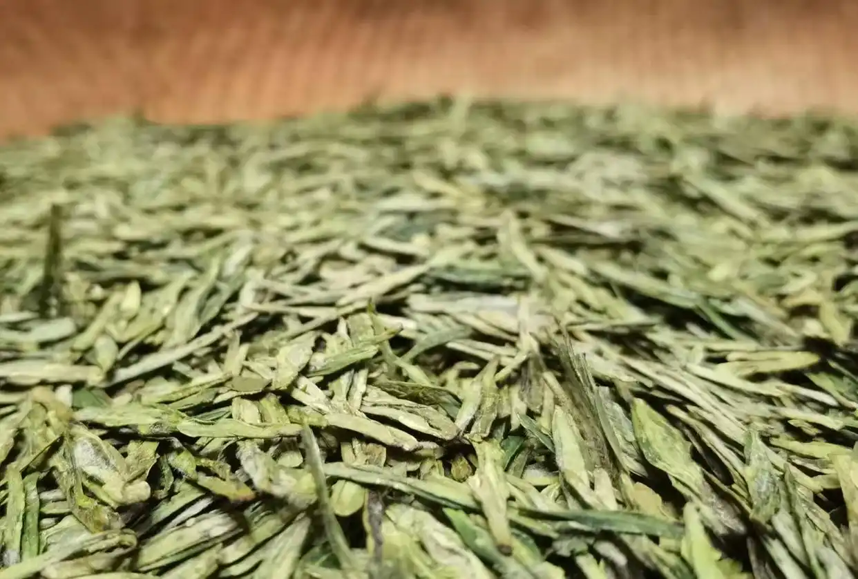 疫情对龙井茶采摘运输影响_西湖龙井新茶生产情况_龙井茶茶叶价钱如何