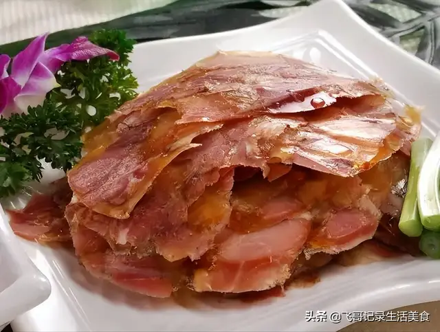 舌尖上的河南,焦作极具特色的8道美食,一定要收藏起来(图2) 焦作特色美食_河南武陟县小车牛肉_小车牛肉怀府闹汤驴肉