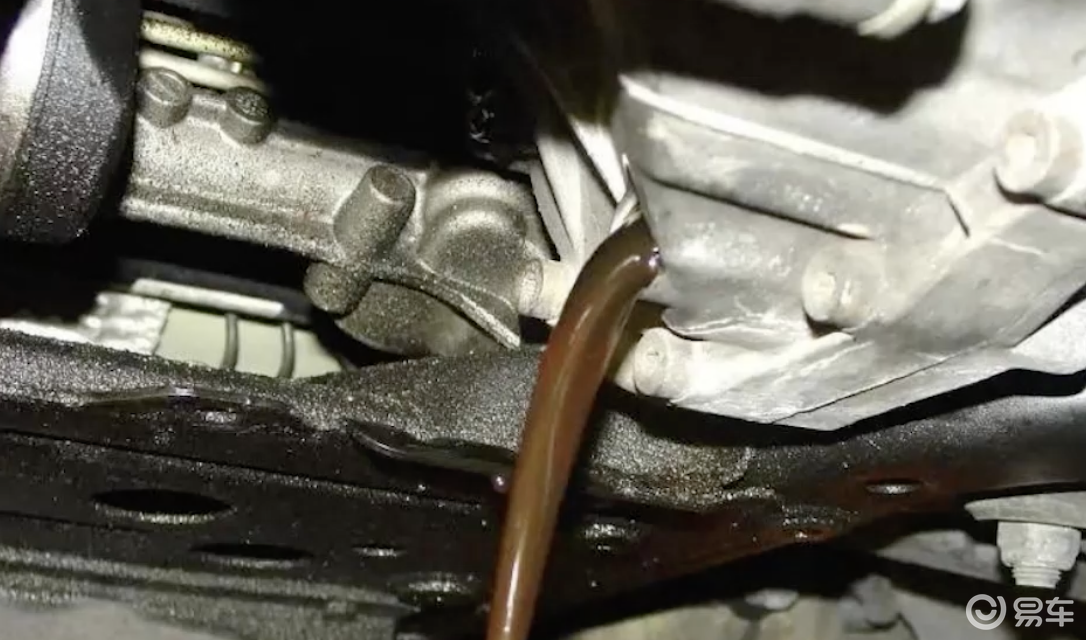 变速箱高温报警原因_离合器片打滑要大修_自动变速箱打滑征兆