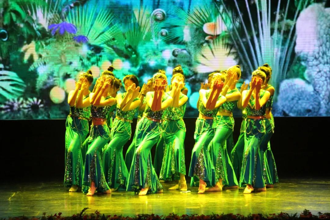 青岛华夏职业学校2021年综合高中普通班招生简章发布(图3) 青岛华夏职教中心学费_青岛华夏职业学校招生计划_青岛华夏职业学校2021年综合高中普通班招生简章