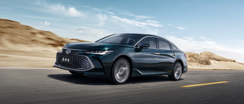 丰田亚洲龙 VS 本田雅阁:谁才是更值得买的家用中级车?(图9) 丰田亚洲龙VS本田雅阁_丰田单人汽车_B级车空间舒适性对比