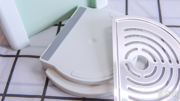 功能&颜值都在线!北鼎9系即热饮水机测评!(图14) 功能&颜值都在线!北鼎9系即热饮水机测评!_新浪众测