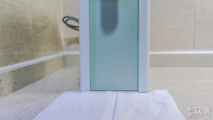 功能&颜值都在线!北鼎9系即热饮水机测评!(图28) 功能&颜值都在线!北鼎9系即热饮水机测评!_新浪众测