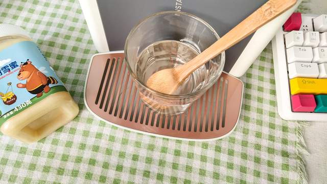 一键冲奶,不用安装的台式即热净饮机(图16) 宜盾普台式即热净饮一体机_沸腾胆饮水机怎么使用_反渗透净水器母婴直饮