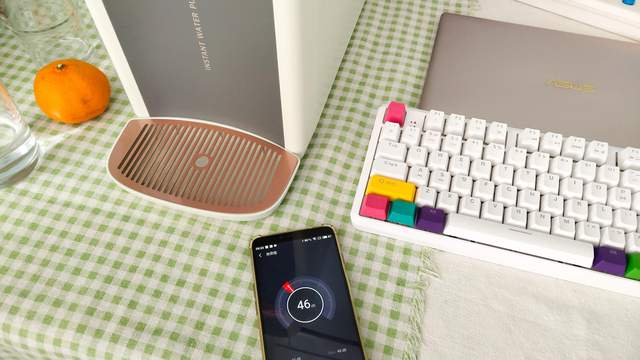 一键冲奶,不用安装的台式即热净饮机(图25) 宜盾普台式即热净饮一体机_沸腾胆饮水机怎么使用_反渗透净水器母婴直饮