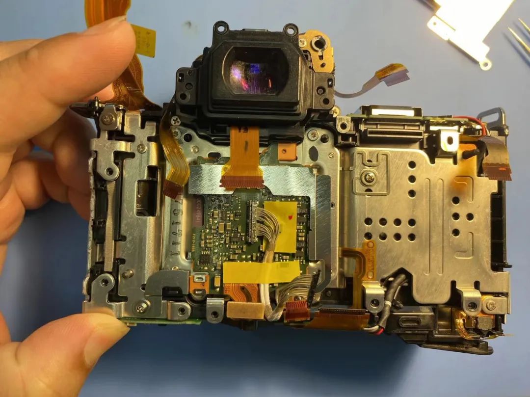 佳能80D维修_佳能相机广州维修中心_相机报错err30