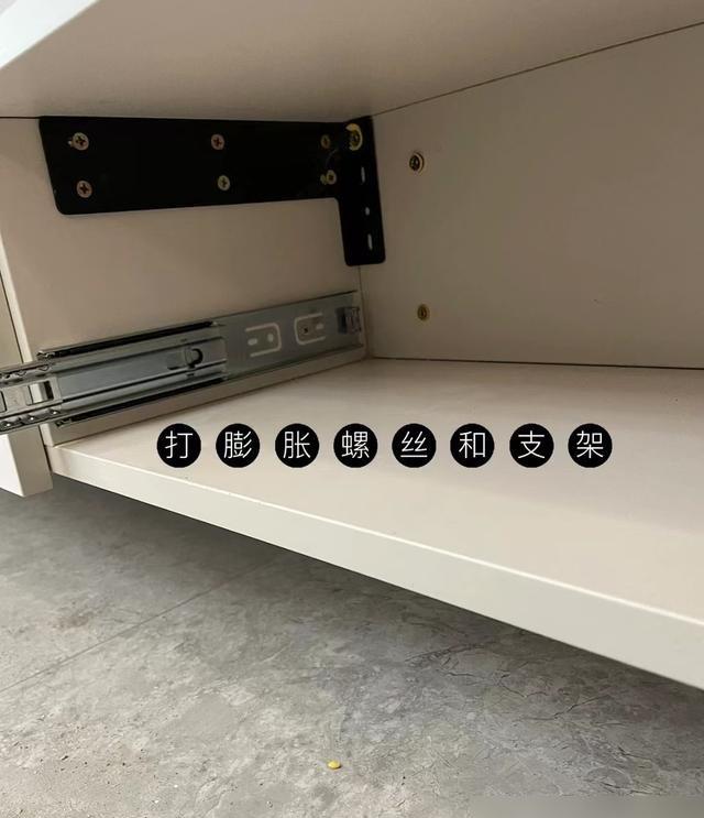 一切没有实用价值的电视墙,请不要再做了(图11) 电视墙设计_客厅电视瓷砖背景墙效果图2025_悬浮电视柜安装