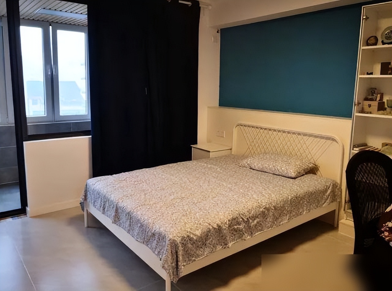 87㎡婚房,老婆坚持给门口设堵墙!入住才知实用,全屋温馨极了(图13) 门口砌墙解决入户尴尬_普通小夫妻装修_客厅电视瓷砖背景墙效果图2025