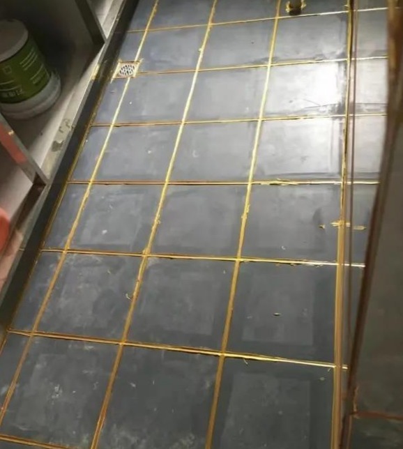 大几千的美缝也翻车?过来人告诉你不可忽视的细节(图2) 大几千的美缝也翻车?过来人告诉你不可忽视的细节