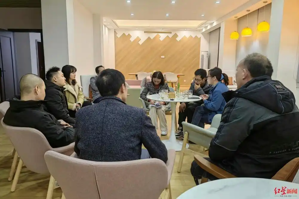 起底“套路运”骗局:应聘司机被诱导贷款数万购车,车还不属于自己(图10) 货车司机贷款合同陷阱_套路运骗局_淘宝债权转让车被骗