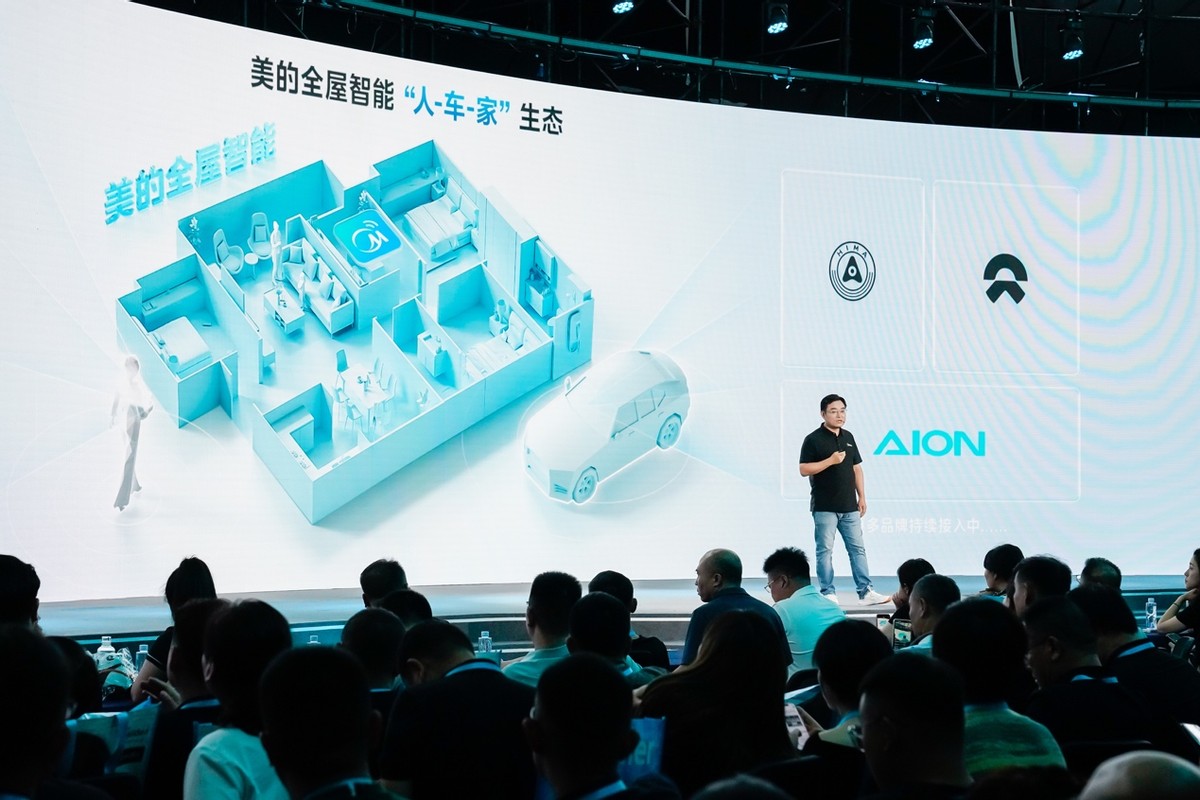 美的空调杭州售后_美的空调无风感十周年新品发布会_美的鲜净感空气机T6低温补贴