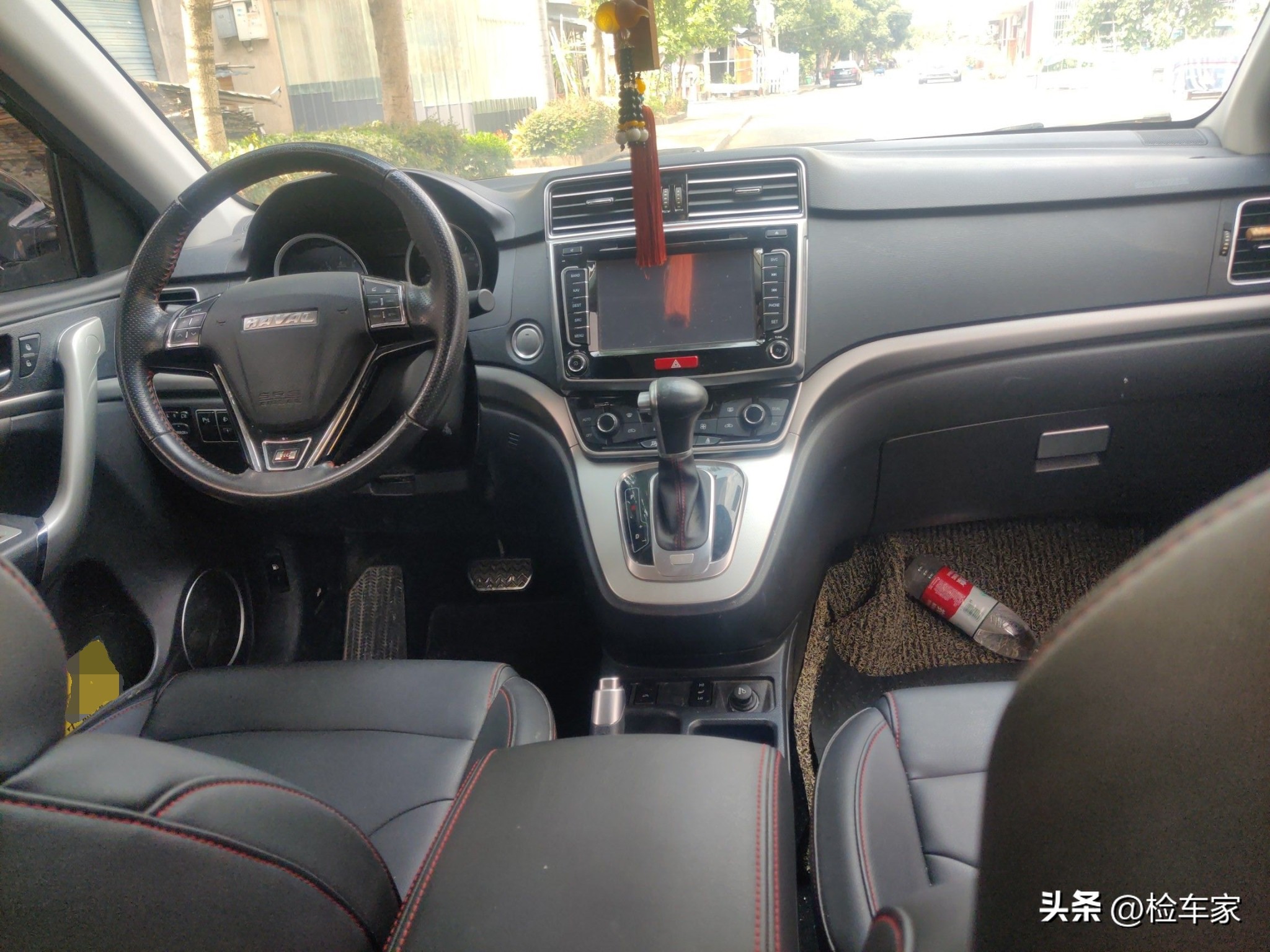 哈弗H6车况分析_哈弗H6二手车检测_哈弗h6近光灯教程更换