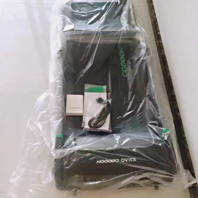 咕咚X小乔跑步机:小而美,细节见品质(图2) 折叠式小户型跑步机_咕咚X小乔智能跑步机_搬家跑步机怎么搬运