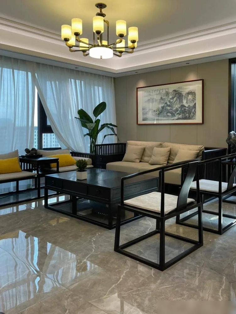 2025装修必看!这8种风格凭啥把年轻人的家“承包”了?(图8) 2025年流行装修风格_室内装修风格汇总_奶油风原木风新中式