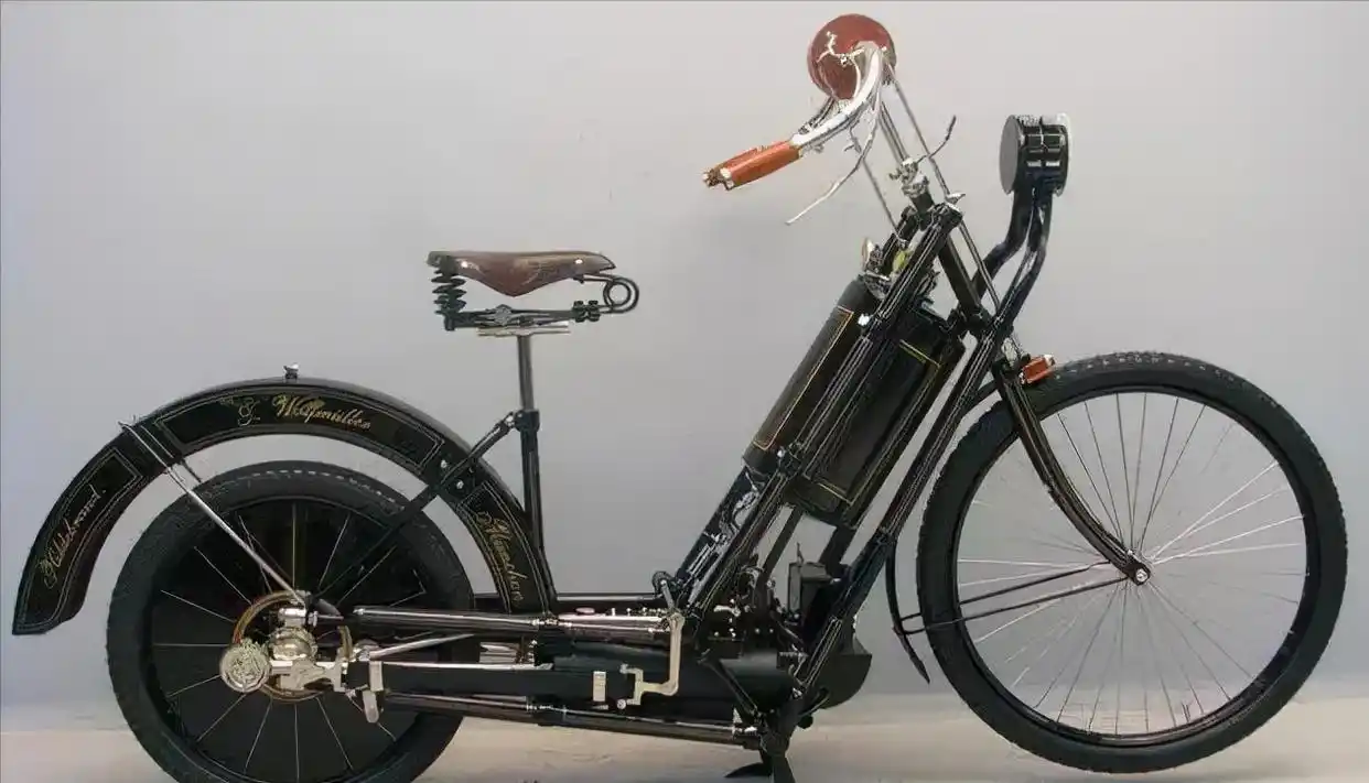 十大天价摩托,你骑过哪个(图2) 全球十大奢华摩托_芬里尔摩托_奢华摩托车